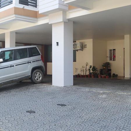 Hotel The Dibrugarh Address Exterior foto