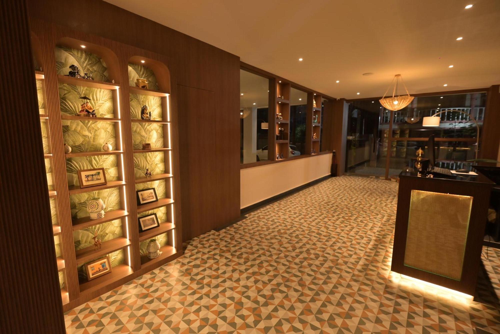 Hotel The Dibrugarh Address Exterior foto